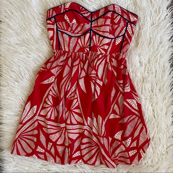 Alice & Trixie Dresses & Skirts - Alice & Trixie Veronique Red Strapless Silk Dress